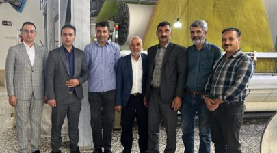 بازدید دکتر فدایی از خوشه خوله بافی آدریان خمینی شهر اصفهان